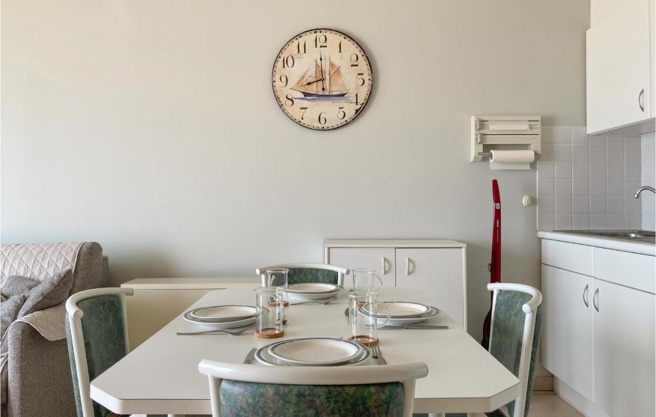 Nice Apartment In Oostende With Wifi Exterior photo